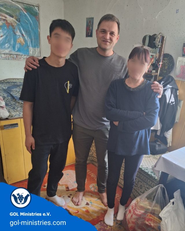 Wir konnten erneut helfen ❤️  Für viele sind Lebensmittel selbstverständlich –
für andere bedeuten sie echte Entlastung im Alltag.  Danke, dass ihr das möglich macht 🙏  #GOLMinistries #Kirgisistan #GemeinsamHelfen #HoffnungSchenken